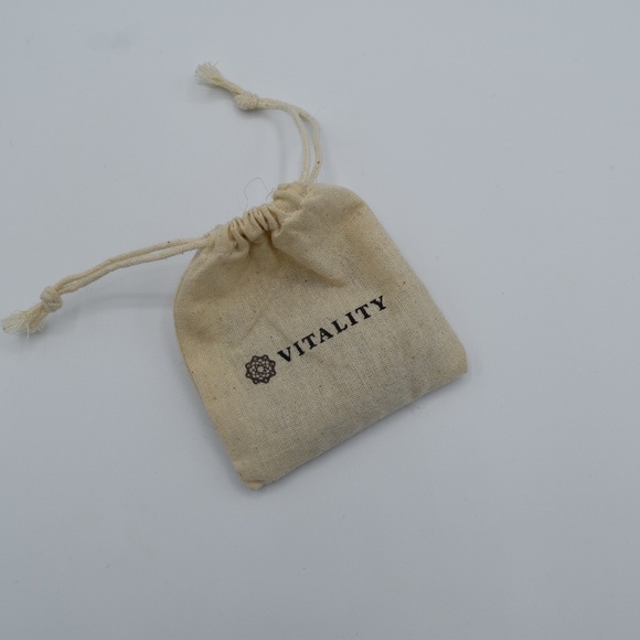 Vitality - Intuitive Diffuser Necklac - Picture 4 of 4